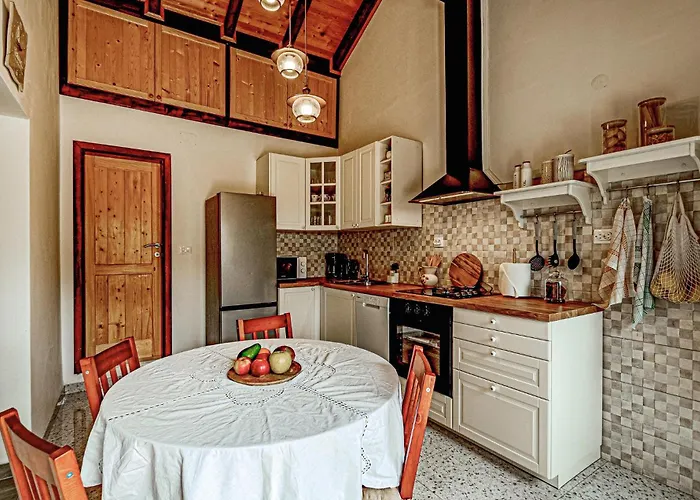 2 Bedroom Awesome In