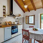 2 Bedroom Amazing Home In Orebic Feriehus *