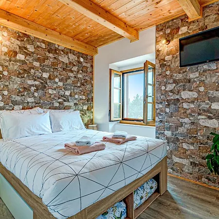 2 Bedroom Awesome In Orebić