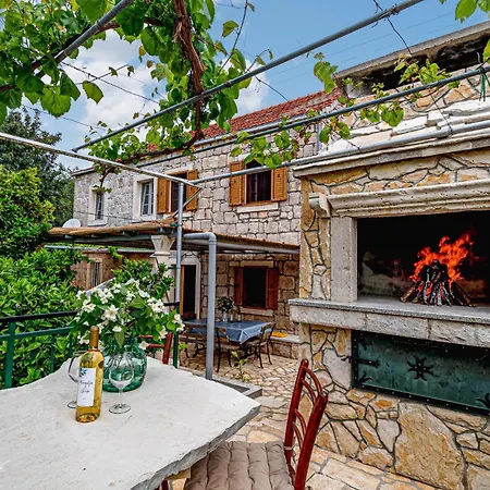 2 Bedroom Awesome In * Orebić