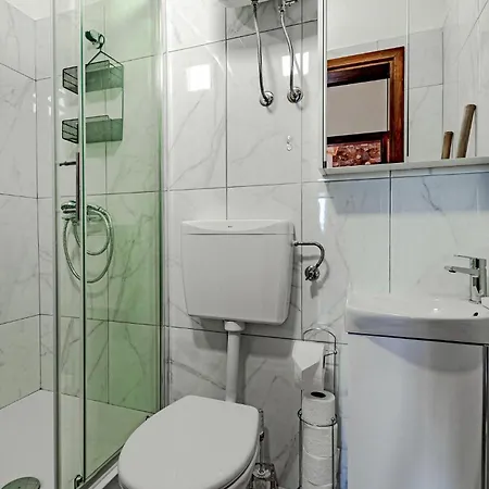 度假居 2 Bedroom Awesome In 奥瑞比克