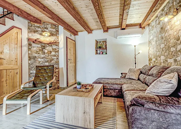 2 Bedroom Awesome In Orebić