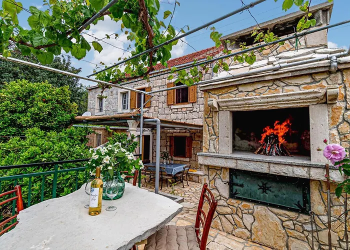 2 Bedroom Awesome In * Orebić